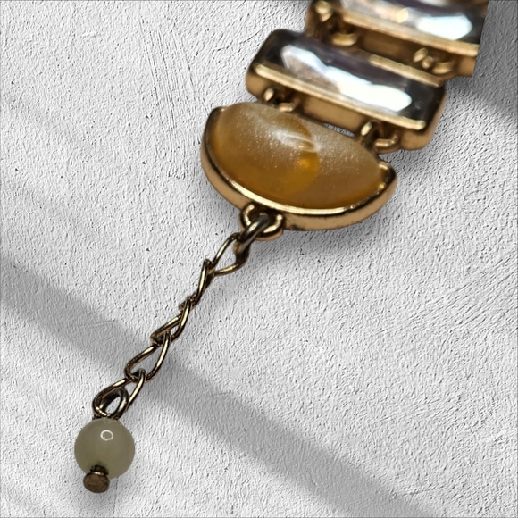 WOMENS NECKLACE & BRACELET SET FROM AVON - Picture 7 of 8